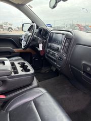 2015 Chevrolet Silverado 1500 1LZ - Interior Steering Wheel With Keys Image